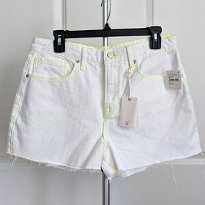 Good American Shorts Good '90s High Rise Zip Fly Raw Cut Hem White 8/29 NWT